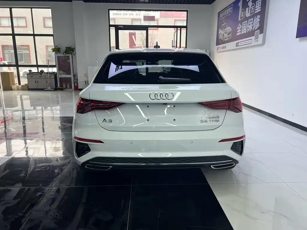 Audi A3 2023 из CN, фото 8