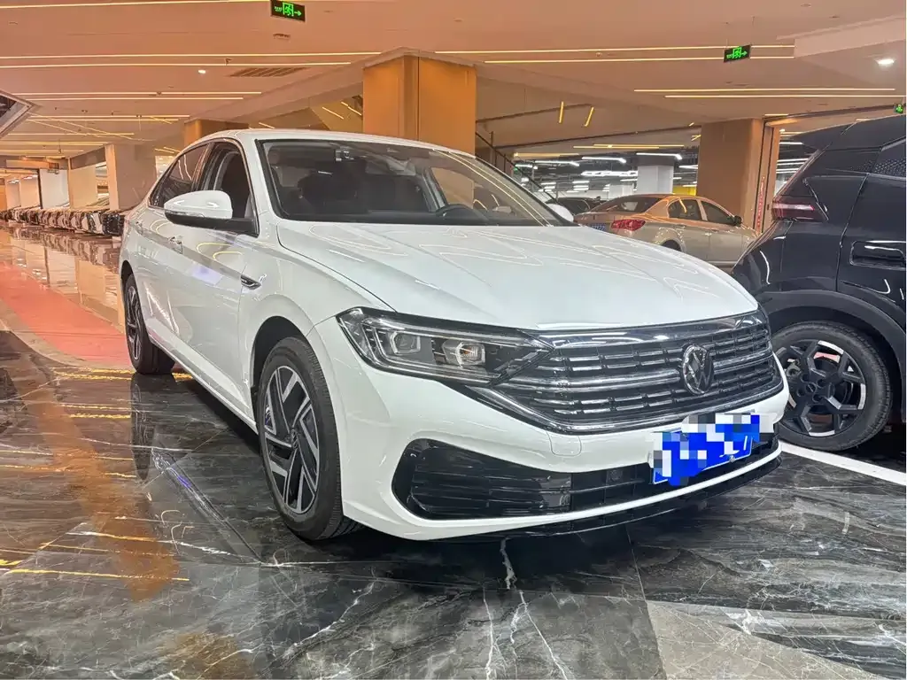 Volkswagen Sagitar 2023 из CN, фото 2
