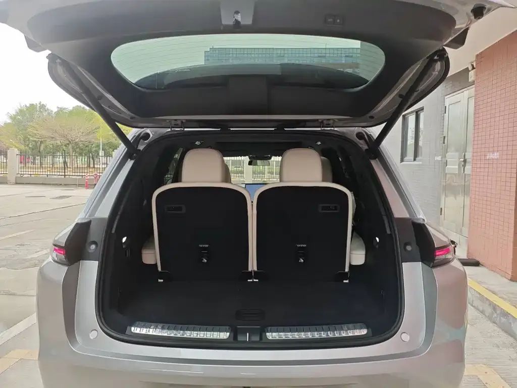 Li Auto L8 2025 из CN, фото 10