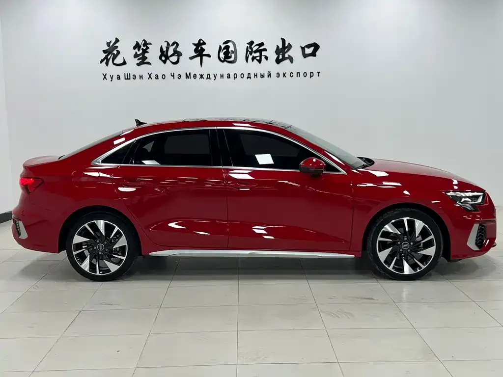 Audi A3 2023 из CN, фото 7