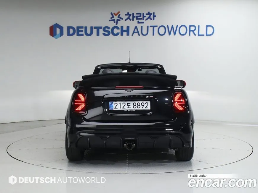 Mini Cooper Convertible 2025 из KR, фото 8