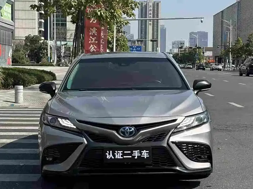 Toyota Camry 2023 из CN, фото 4