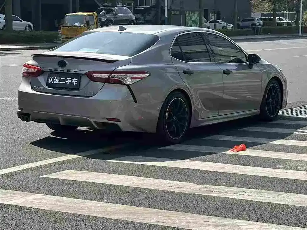 Toyota Camry 2023 из CN, фото 8