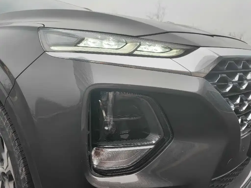 Hyundai Santa Fe 2021 из CN, фото 2