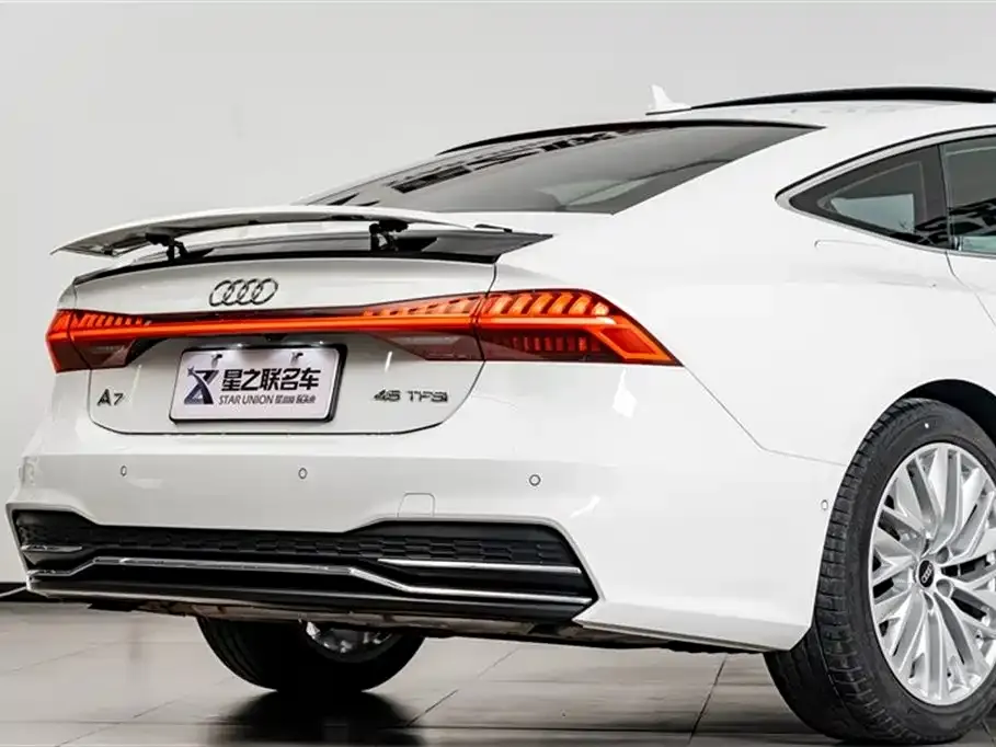 Audi A7 2021 из CN, фото 6