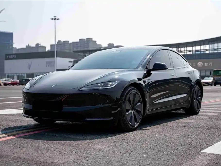 Tesla Model 3 2023 из CN, фото 1