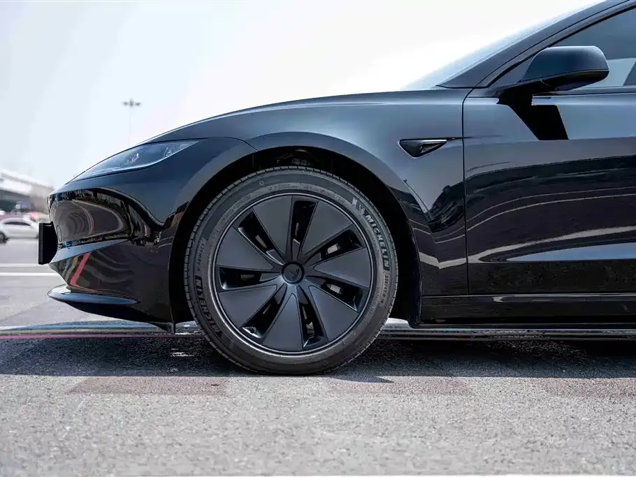 Tesla Model 3 2023 из CN, фото 5