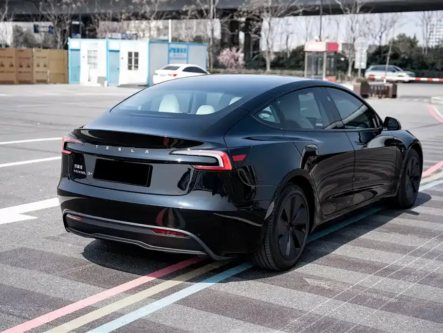Tesla Model 3 2023 из CN, фото 9