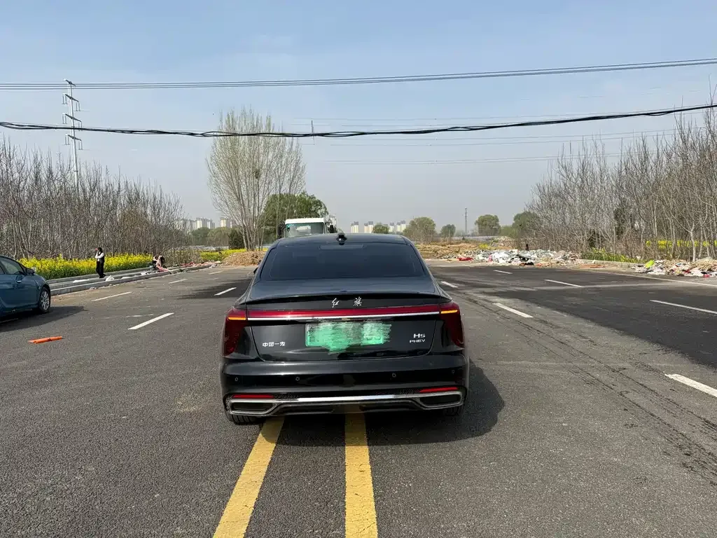 Hongqi H5 PHEV 2025 из CN, фото 6