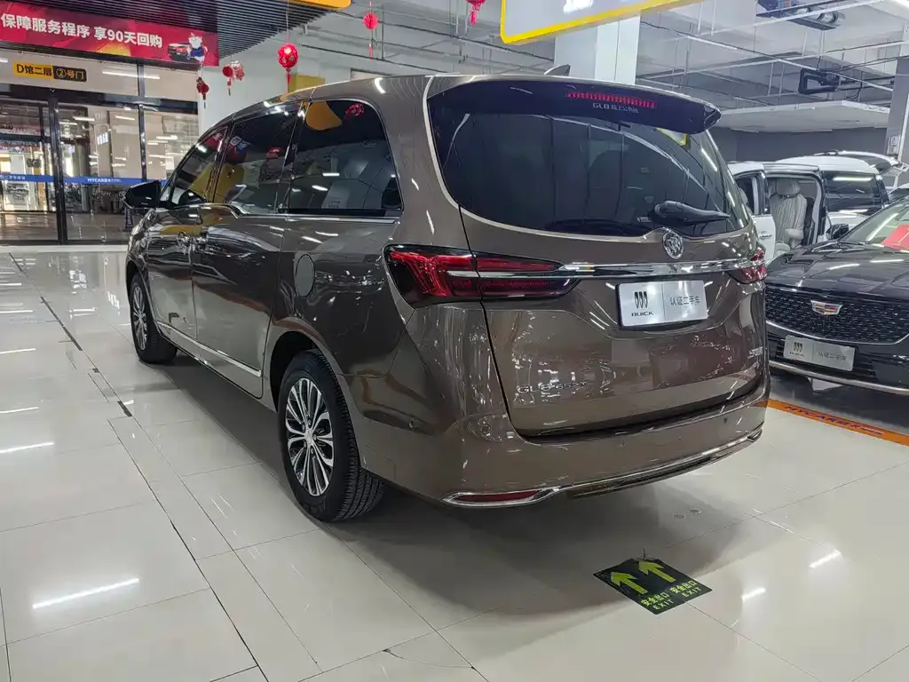 Buick GL8 2021 из CN, фото 10