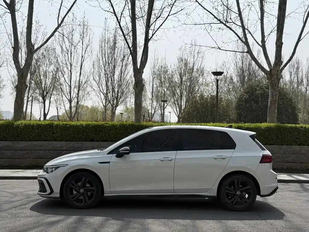 Volkswagen Golf 2021 из CN, фото 8