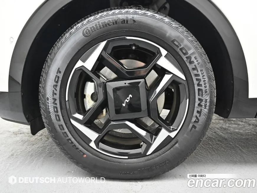 Kia Sportage — фото 10