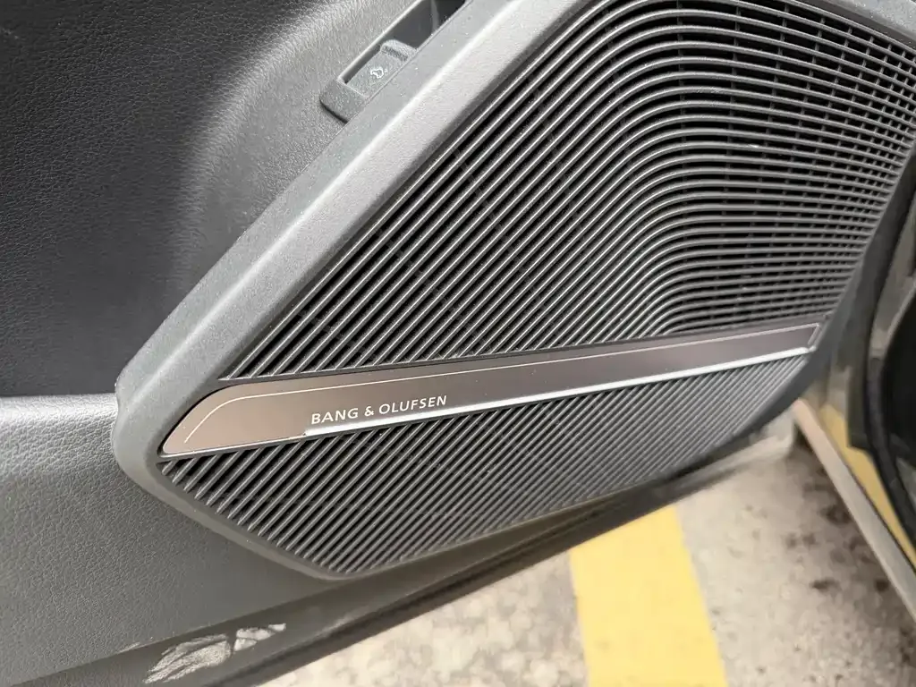 Audi Q5L 2023 из CN, фото 3