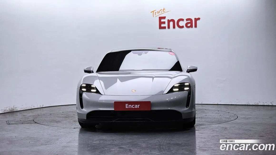 Porsche Taycan 2022 из KR, фото 3