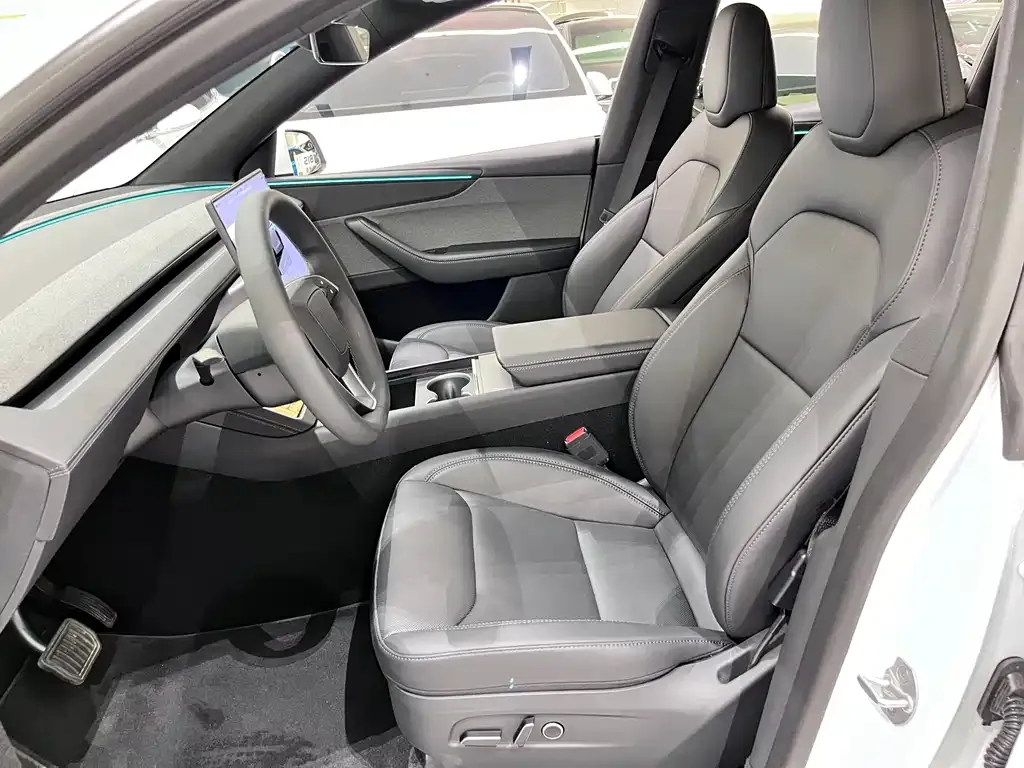 Tesla Model Y 2026 из CN, фото 8