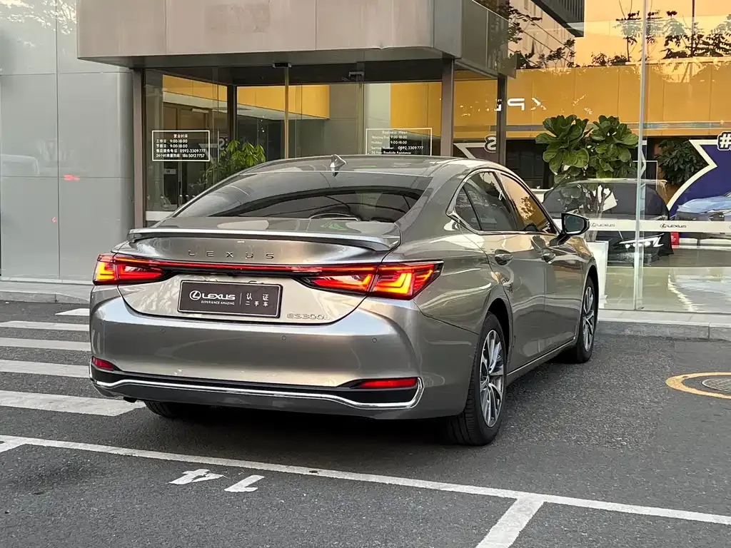 Lexus ES 2025 из CN, фото 10