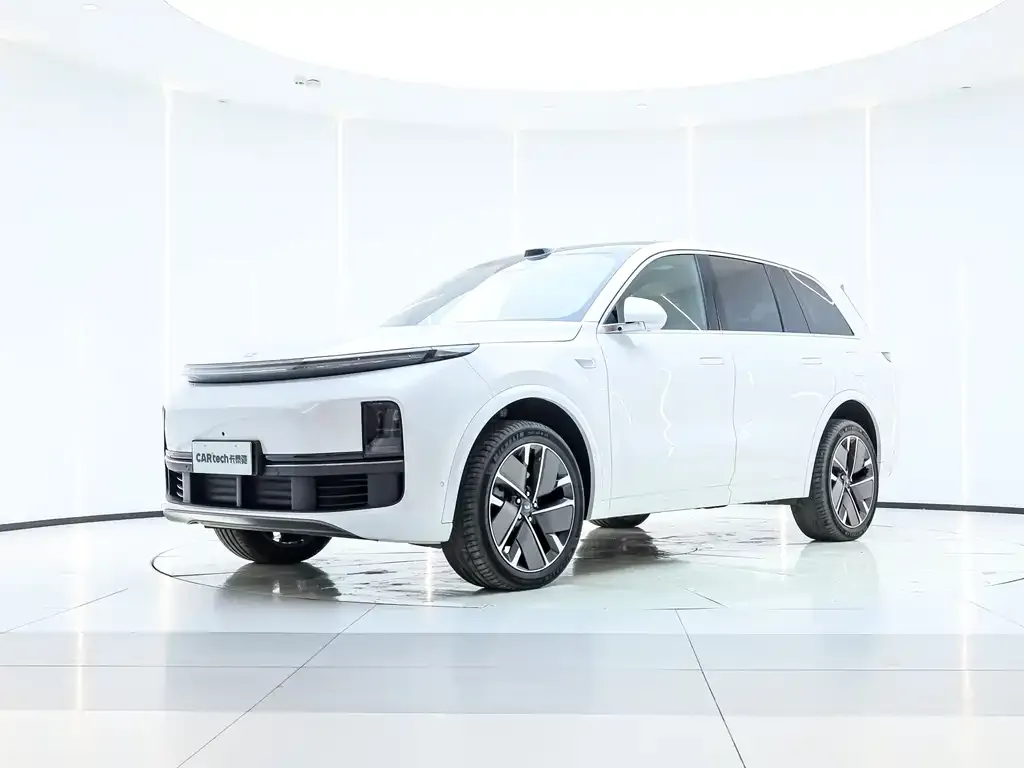 Li Auto L8
