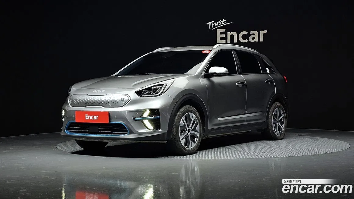 Kia Niro — фото 1