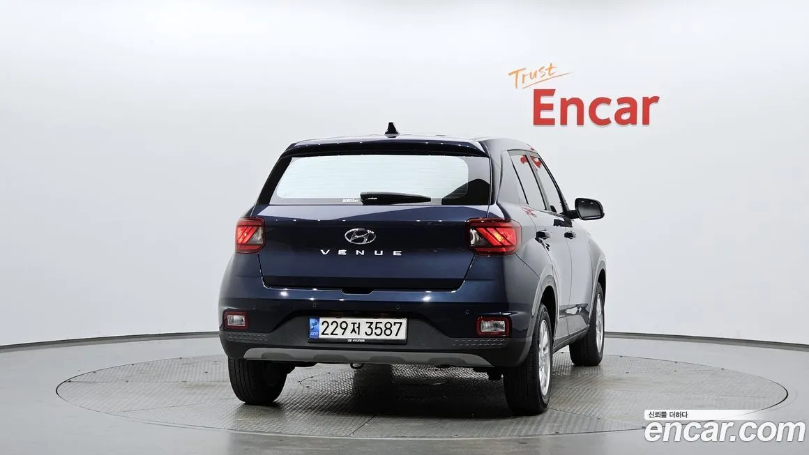 Hyundai Venue 2022 из KR, фото 2