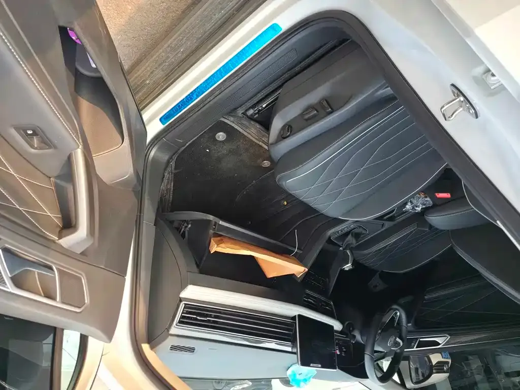 Volkswagen Tiguan L 2025 из CN, фото 8