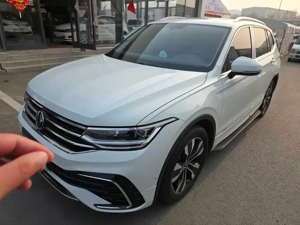 Volkswagen Tiguan L 2025 из CN, фото 6