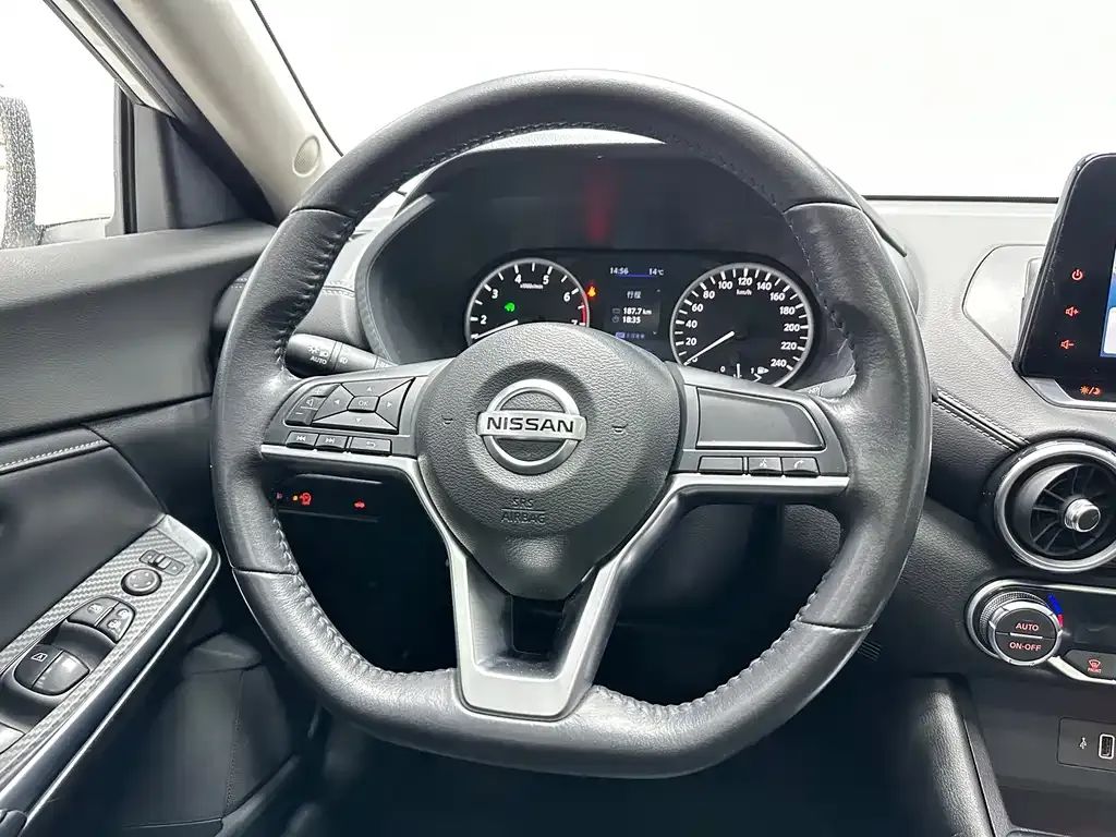 Nissan Sylphy 2021 из CN, фото 5