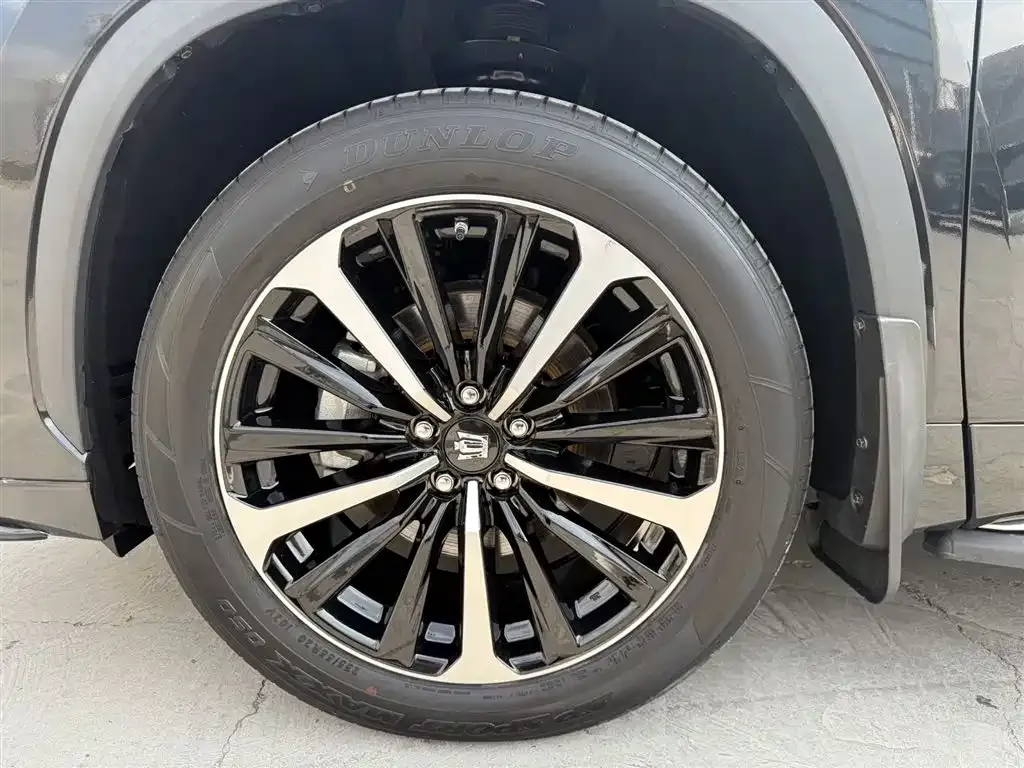 Toyota Crown Kluger 2021 из CN, фото 6