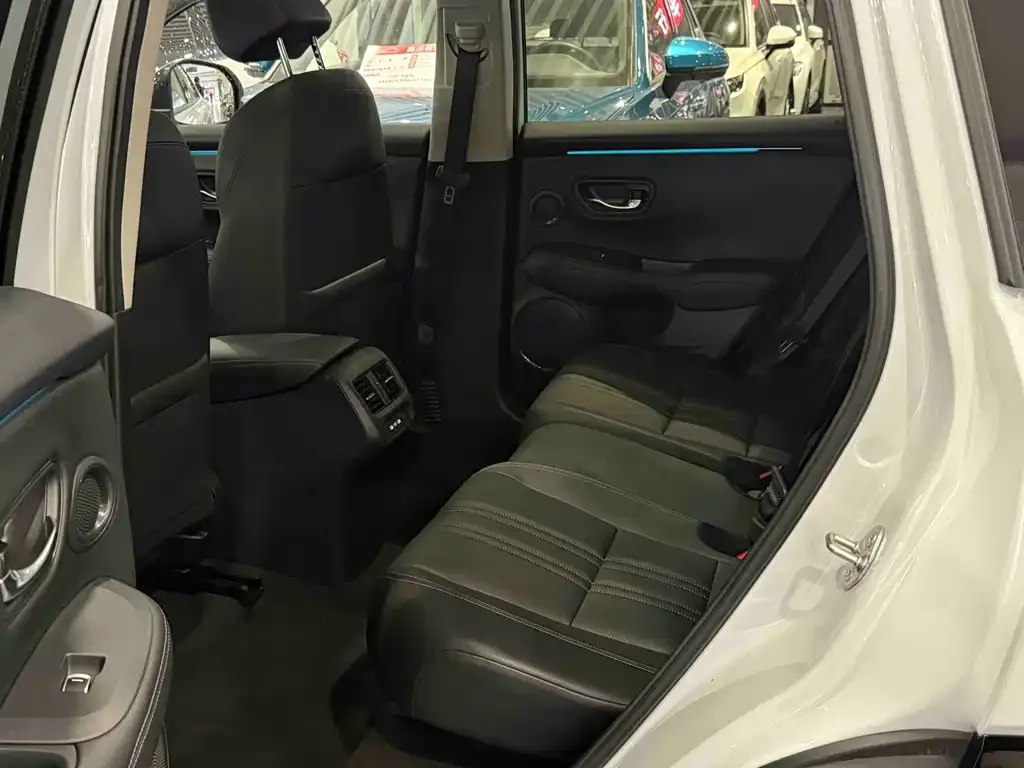 Honda HR-V 2023 из CN, фото 6