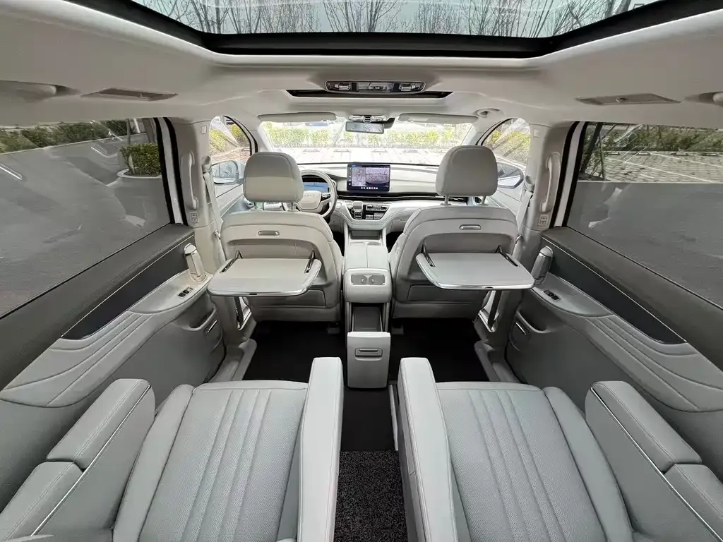 Roewe iMAX8 New Energy 2025 из CN, фото 5