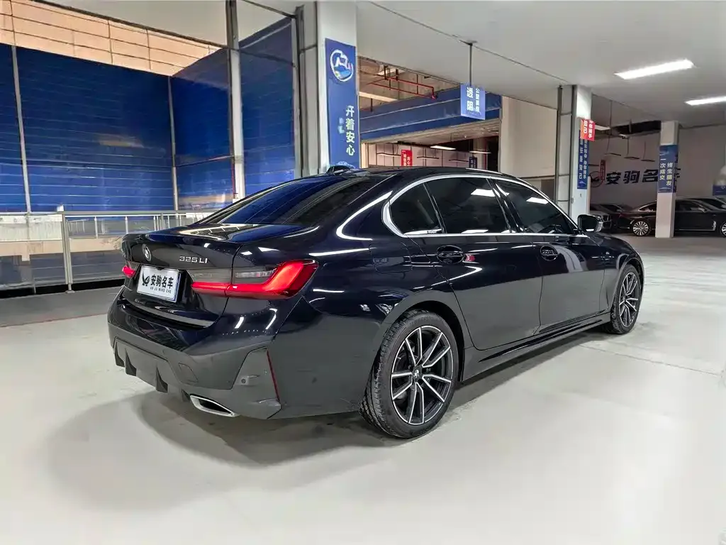 BMW 3 Series 2024 из CN, фото 10
