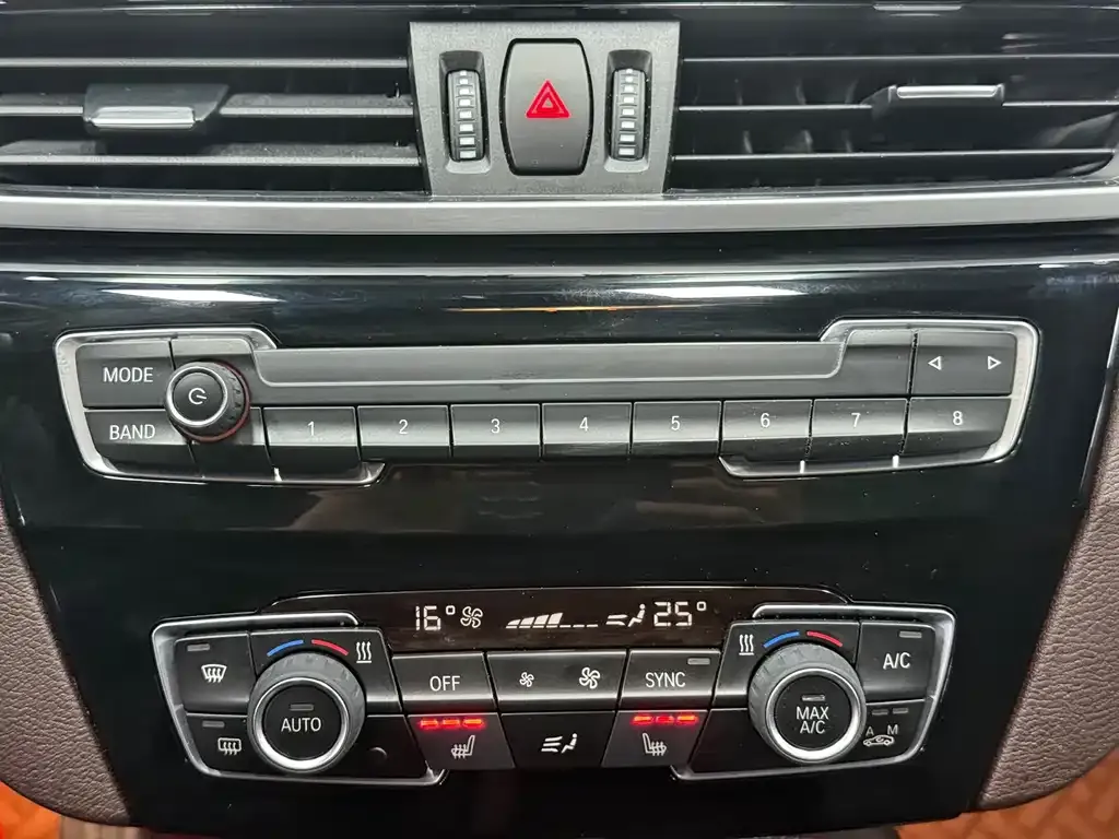 BMW X1 2022 из CN, фото 9