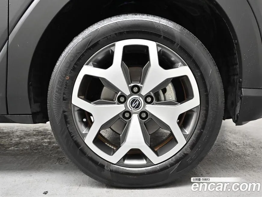 KG Mobility (Ssangyong) Torres — фото 2
