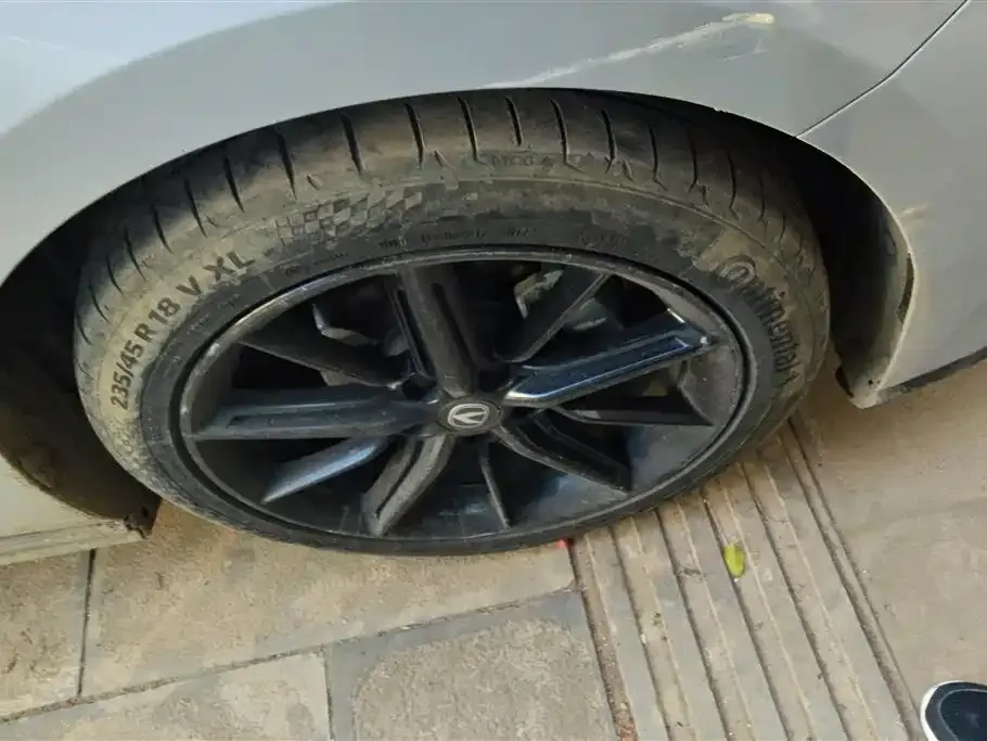 Changan UNI-V 2023 из CN, фото 4