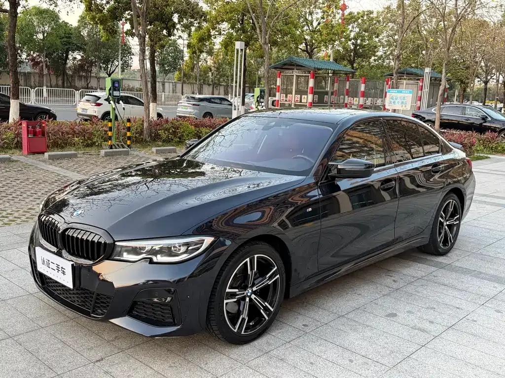 BMW 3 Series — фото 1