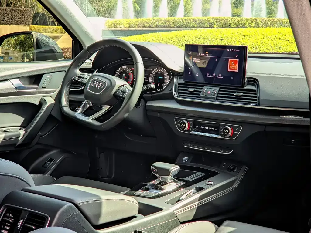 Audi Q5L 2022 из CN, фото 8