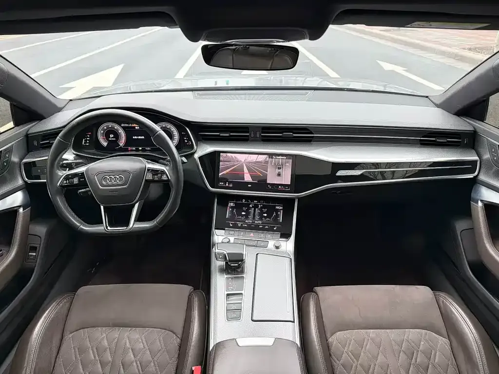 Audi A7L — фото 4