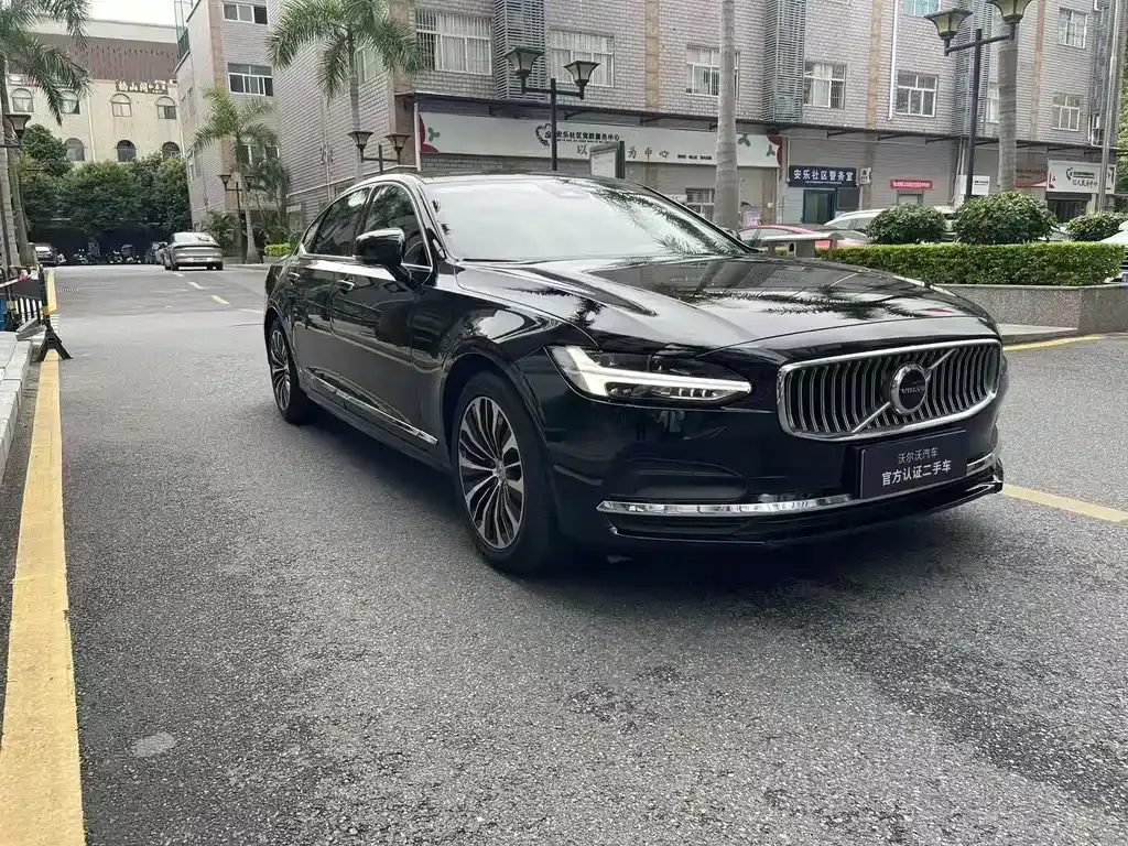 Volvo S90 2024 из CN, фото 5