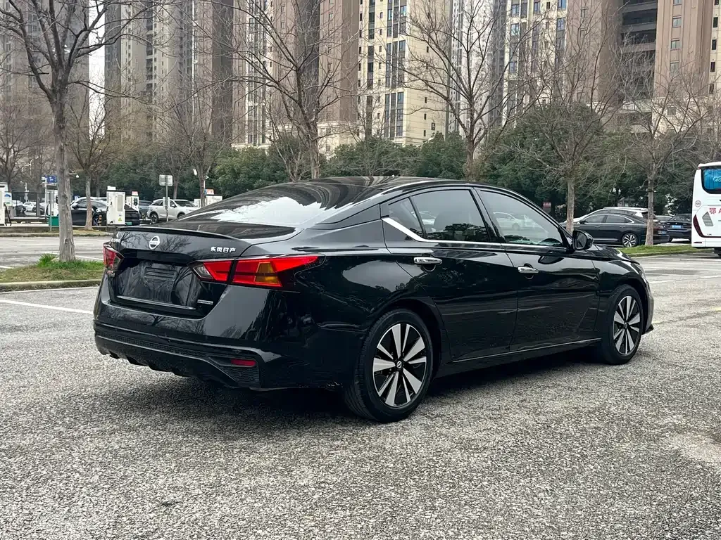 Nissan Teana 2022 из CN, фото 3