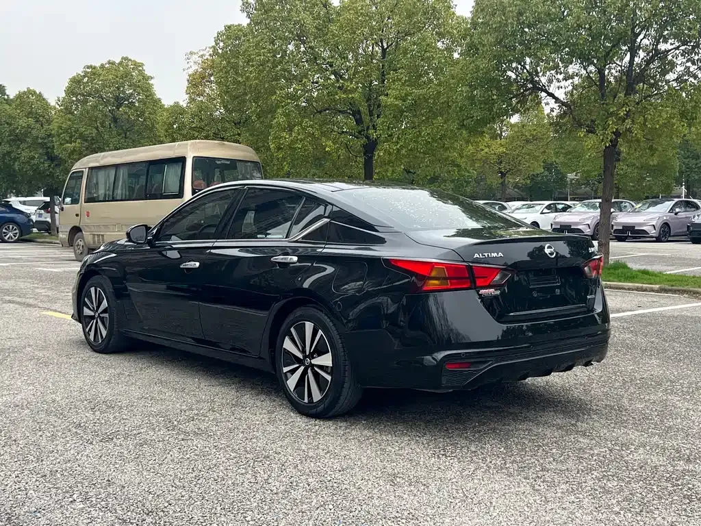 Nissan Teana 2022 из CN, фото 8