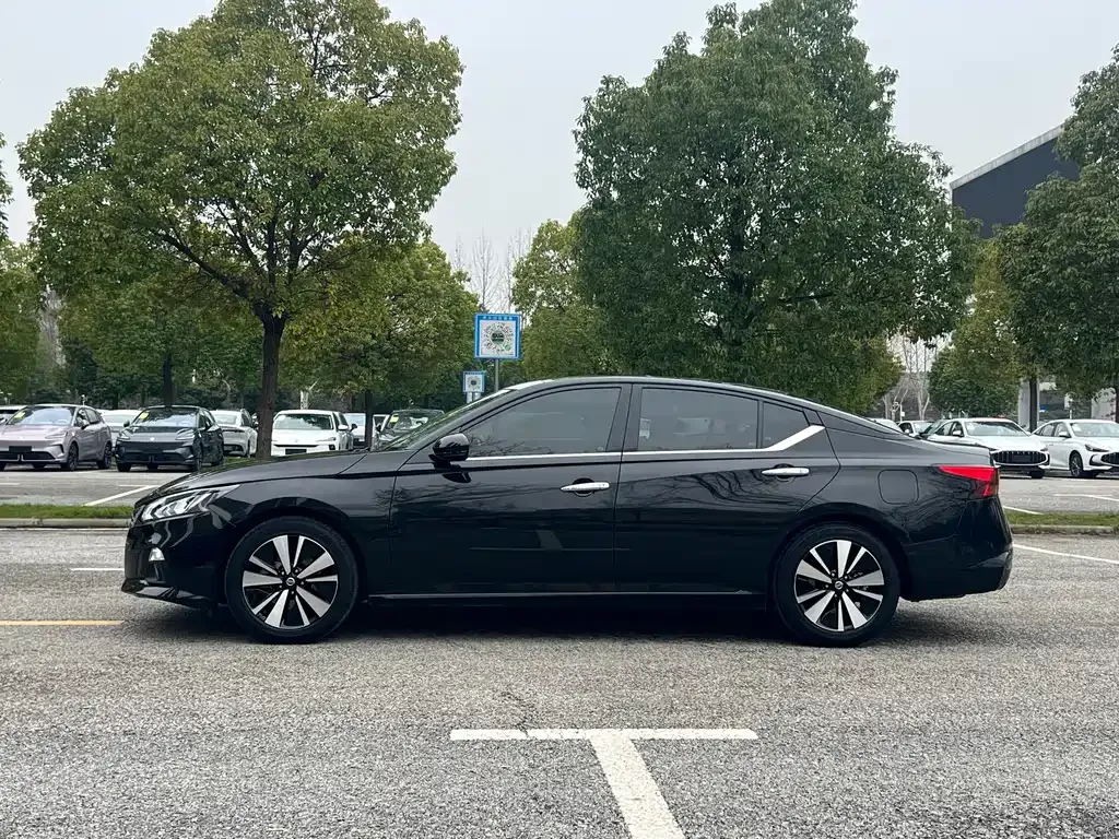 Nissan Teana 2022 из CN, фото 9