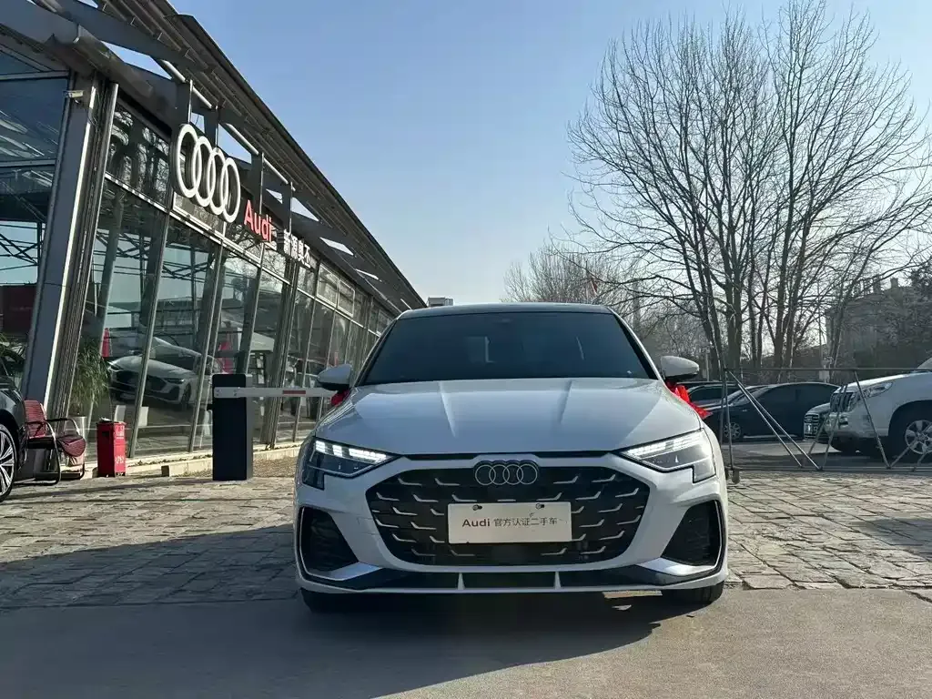Audi A3 2025 из CN, фото 10