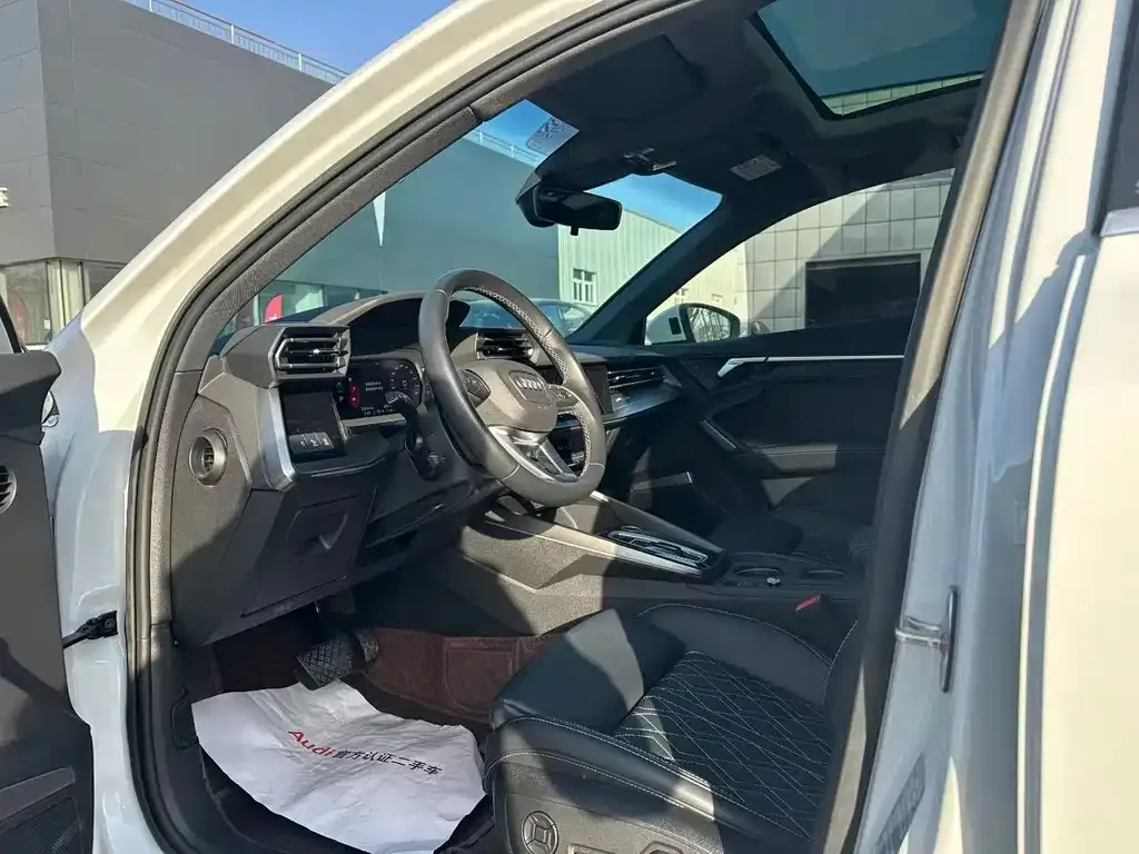 Audi A3 2025 из CN, фото 4