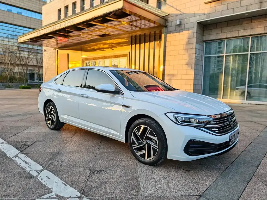 Volkswagen Sagitar 2023 из CN, фото 10