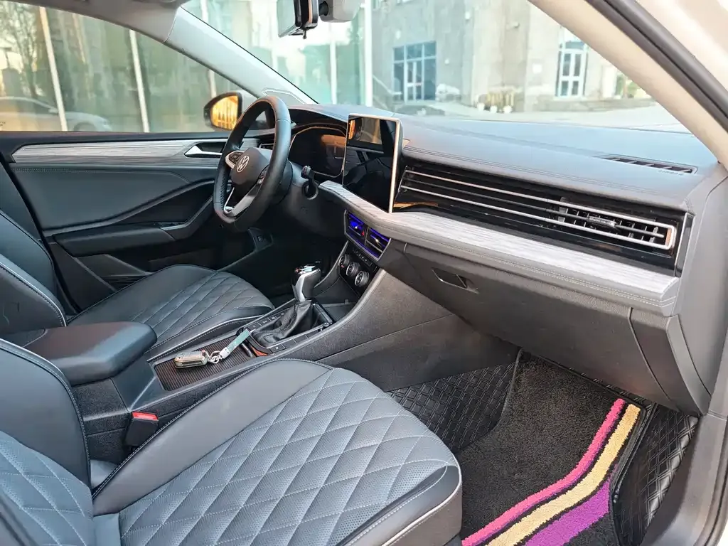 Volkswagen Sagitar 2023 из CN, фото 2