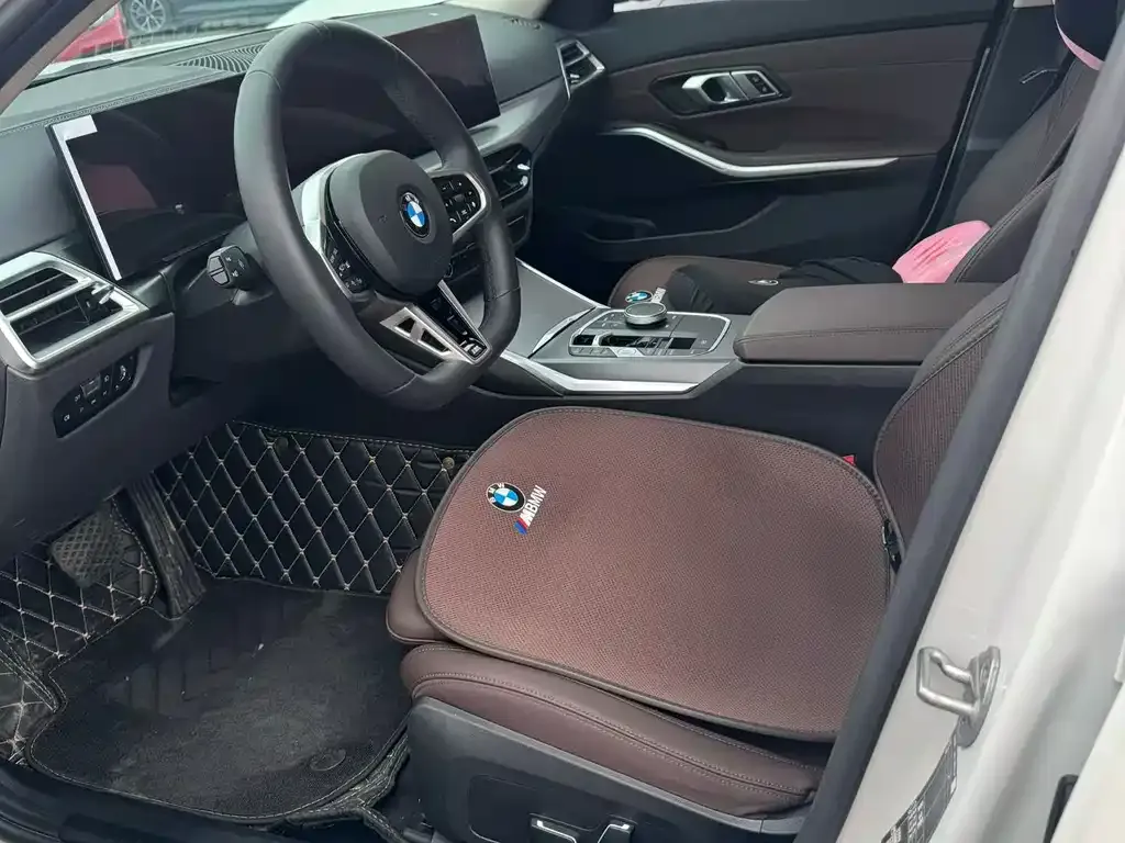 BMW 3 Series 2024 из CN, фото 3