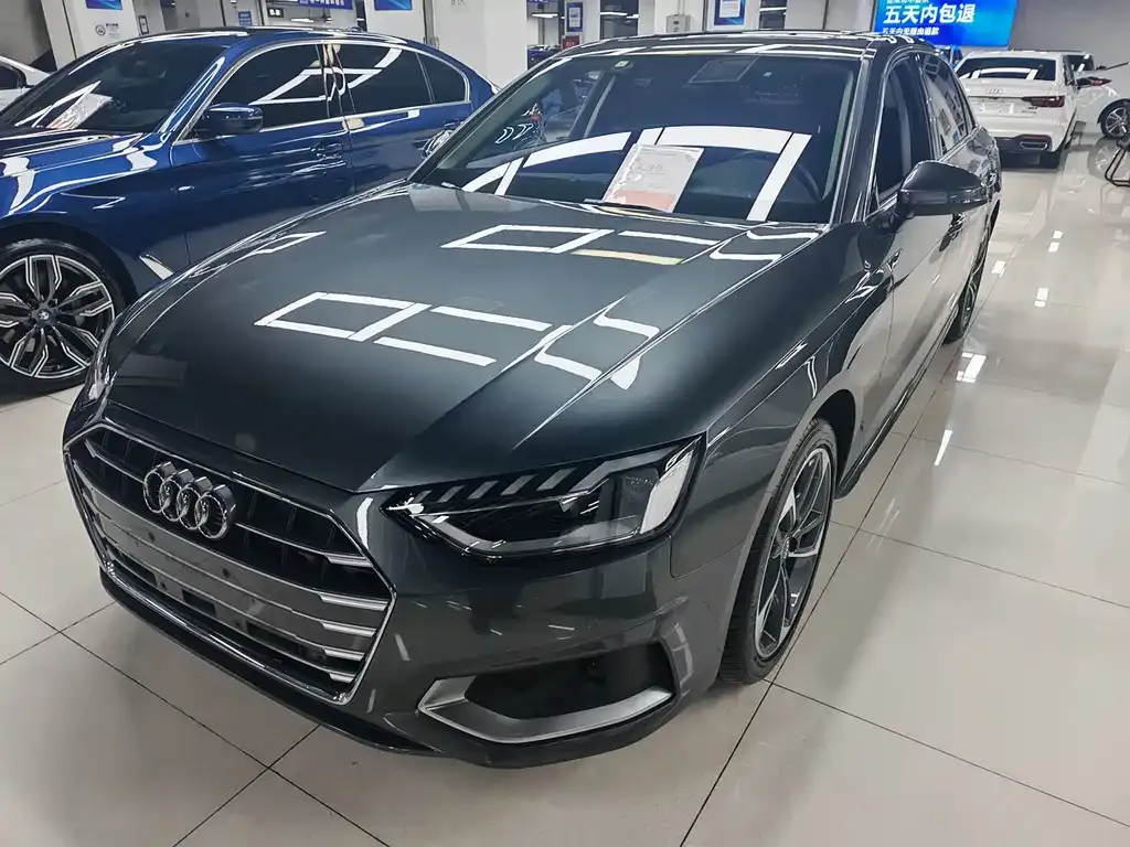 Audi A4L 2021 из CN, фото 1
