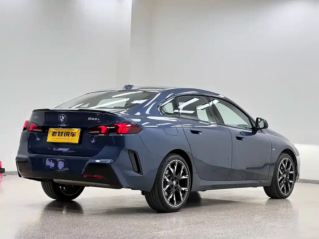 BMW 2 Series 2025 из CN, фото 3
