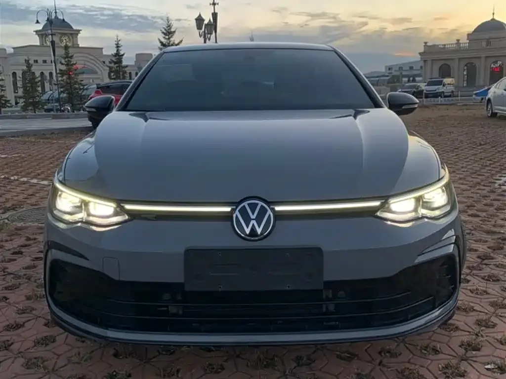 Volkswagen Golf 2022 из CN, фото 1