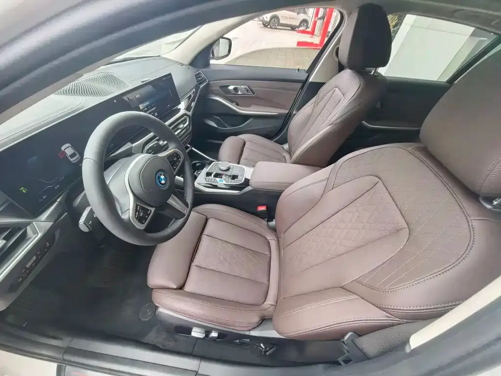 BMW i3 — фото 10