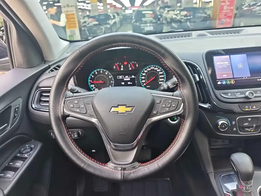 Chevrolet Equinox 2022 из CN, фото 9
